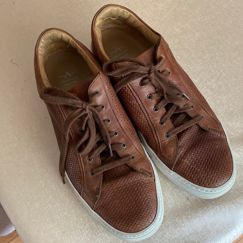 Aquatalia leather sneakers. Size 10. Made in Italy.